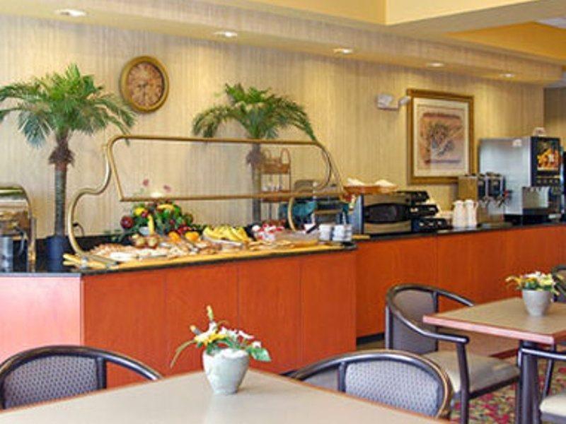 Wingate By Wyndham - Orlando International Airport Hotell Restaurang bild
